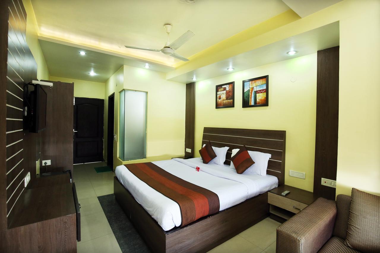 Hotel Mm Yellowuds Amritsar Bagian luar foto
