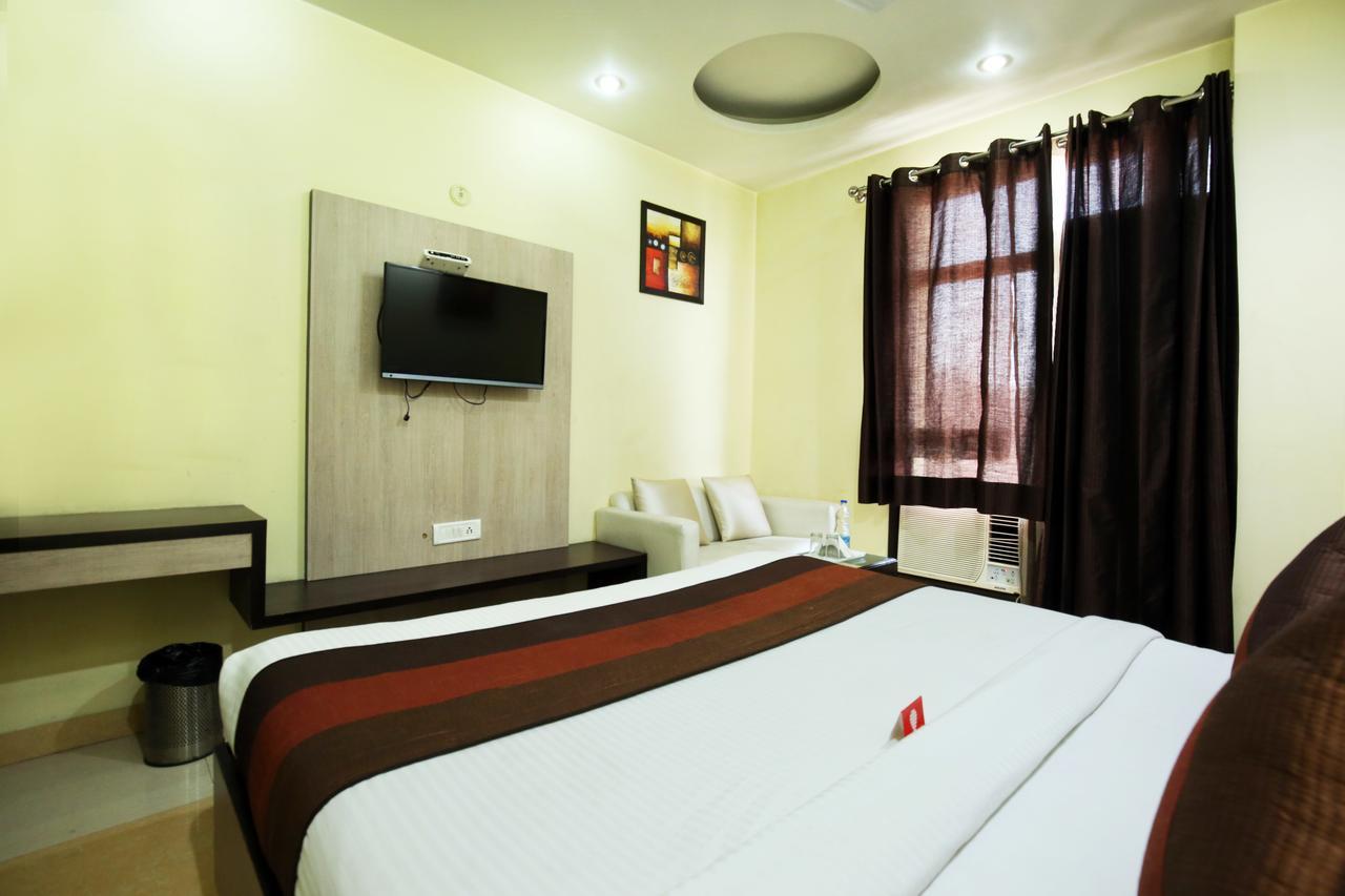 Hotel Mm Yellowuds Amritsar Bagian luar foto