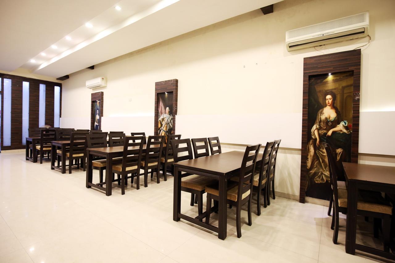 Hotel Mm Yellowuds Amritsar Bagian luar foto